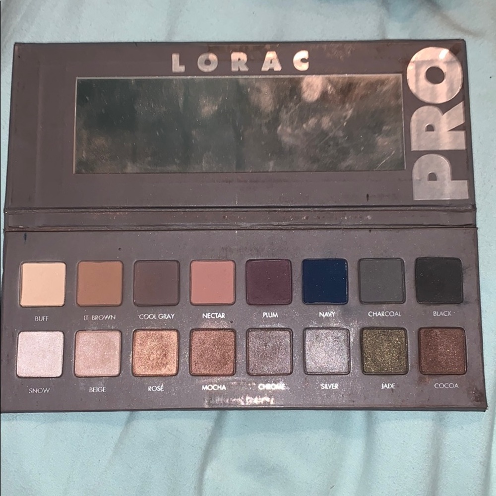 Lorac PRO eyeshadow palette